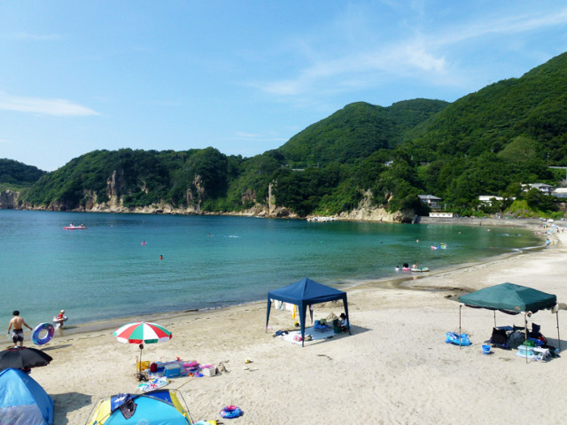 岩地海水浴場